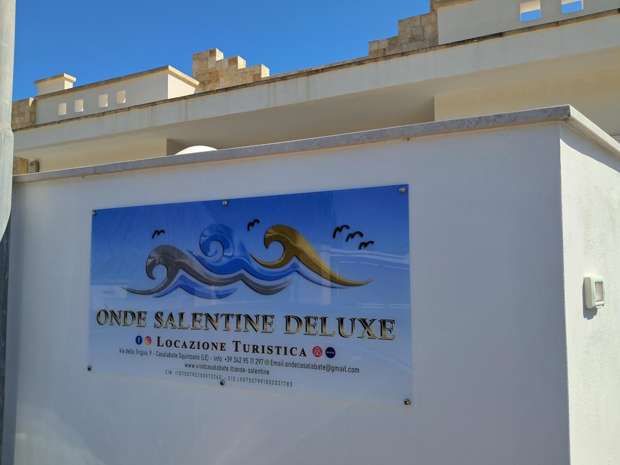 Onde Salentine Deluxe Apartment Casalabate Bagian luar foto